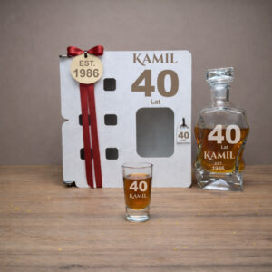 Karafka z kieliszkami zestaw