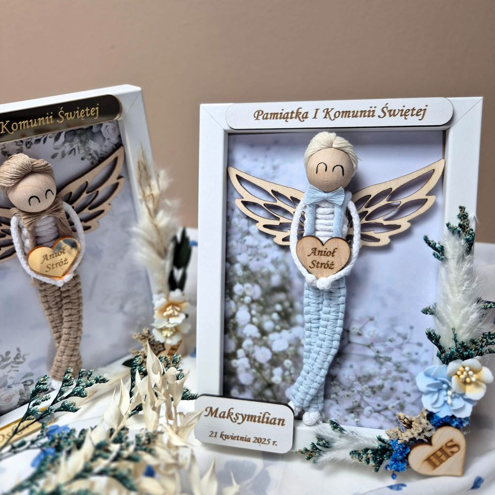 Aniołek na Komunię Świętą dla chłopca – ręcznie zdobiona ramka - obrazek 2